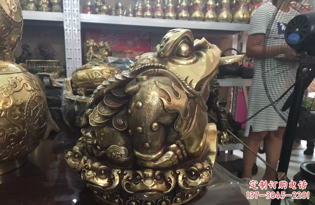 绵阳招财金蟾动物铜雕