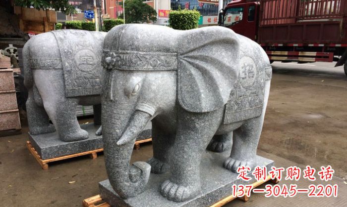 绵阳招财进宝芝麻灰大象石雕 (3)