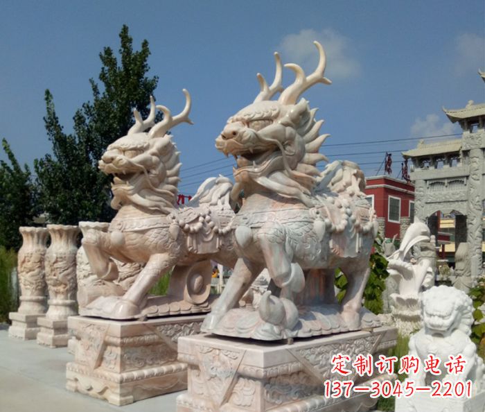 绵阳招财神兽晚霞红石雕麒麟