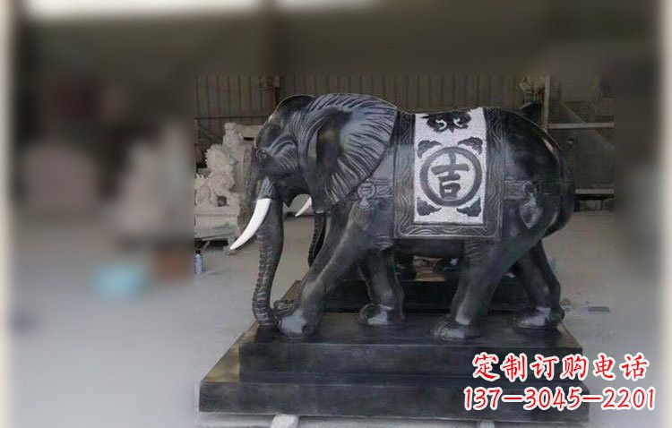 绵阳中国黑石材大象雕塑