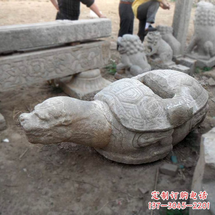 绵阳朱雀站在赑屃上的石雕