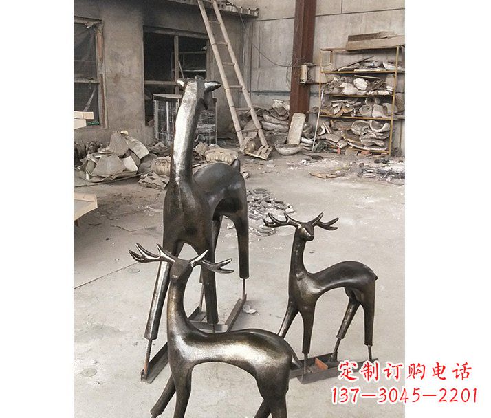 绵阳铸铜梅花鹿动物铜雕摆件