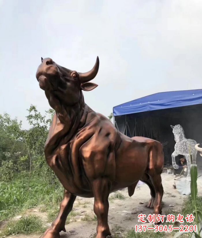 绵阳紫铜牛动物雕塑